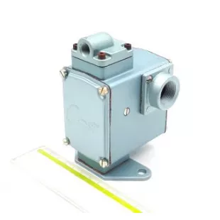 4140CK1E12AAO-EE 3,45-8,34bar 4bar Amot Controls датчик реле давления фото 1